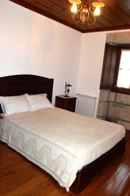 Maison d'hôtes Quinta Do Olival à Vilas Boas  Chambre photo